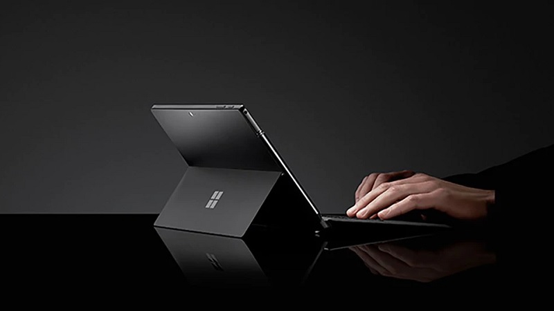 Ein Surface Pro 6 Laptop