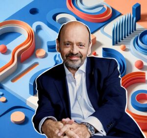 Portrait of a smiling man.