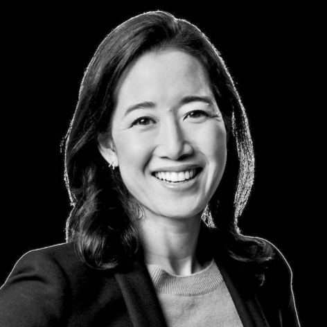 Melanie Nakagawa Headshot
