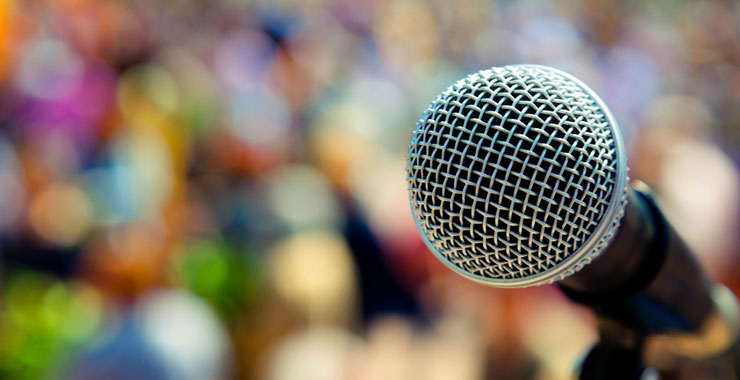 a close up of a microphone