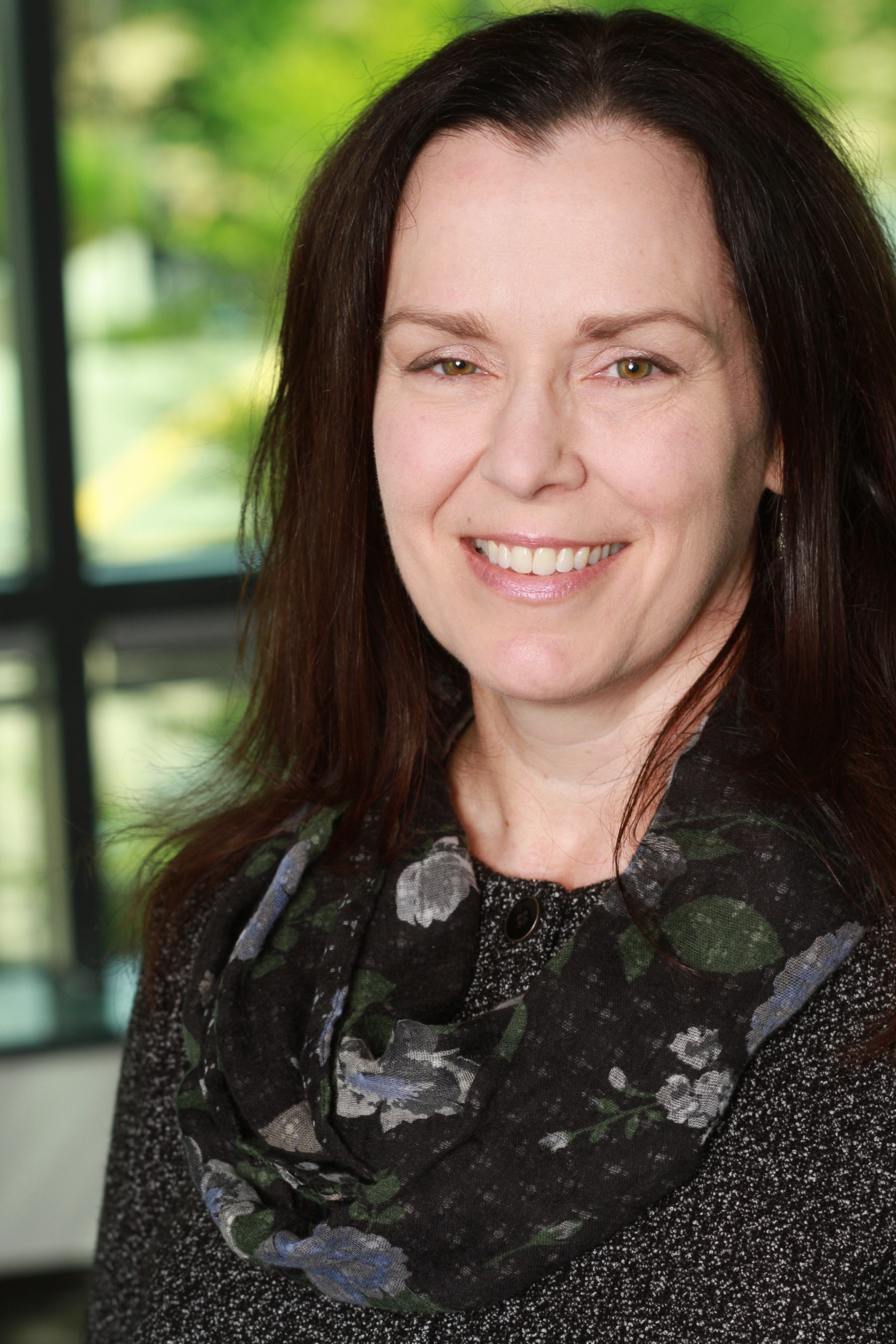 a close up of a woman