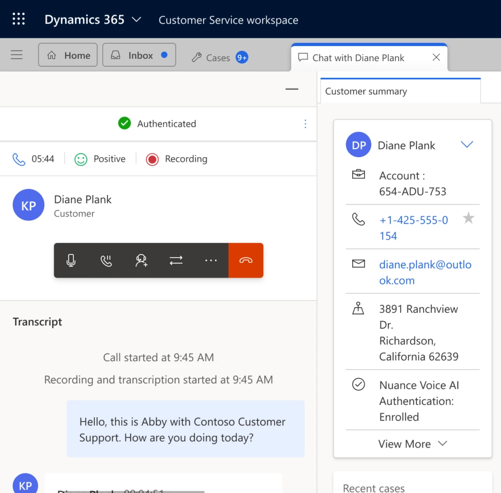 graphical user interface, Conversation with an authenticated customer in Dynamics 365 Customer Service