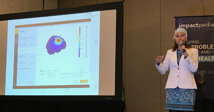 woman_speaking_at_sxsw_nurses