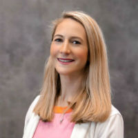 Sara Kuethe Headshot