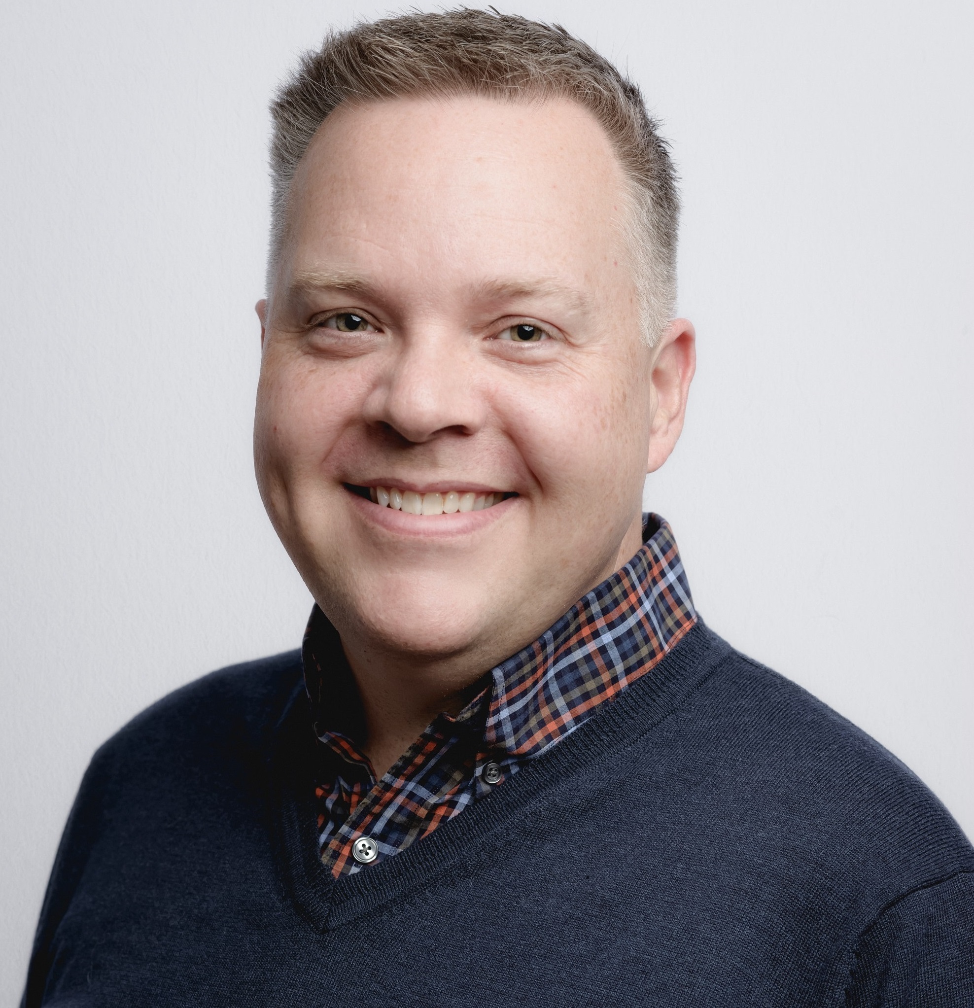 Lon Tierney Professional Headshot