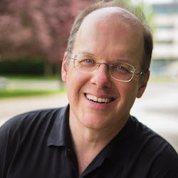 Doug Thomas Headshot