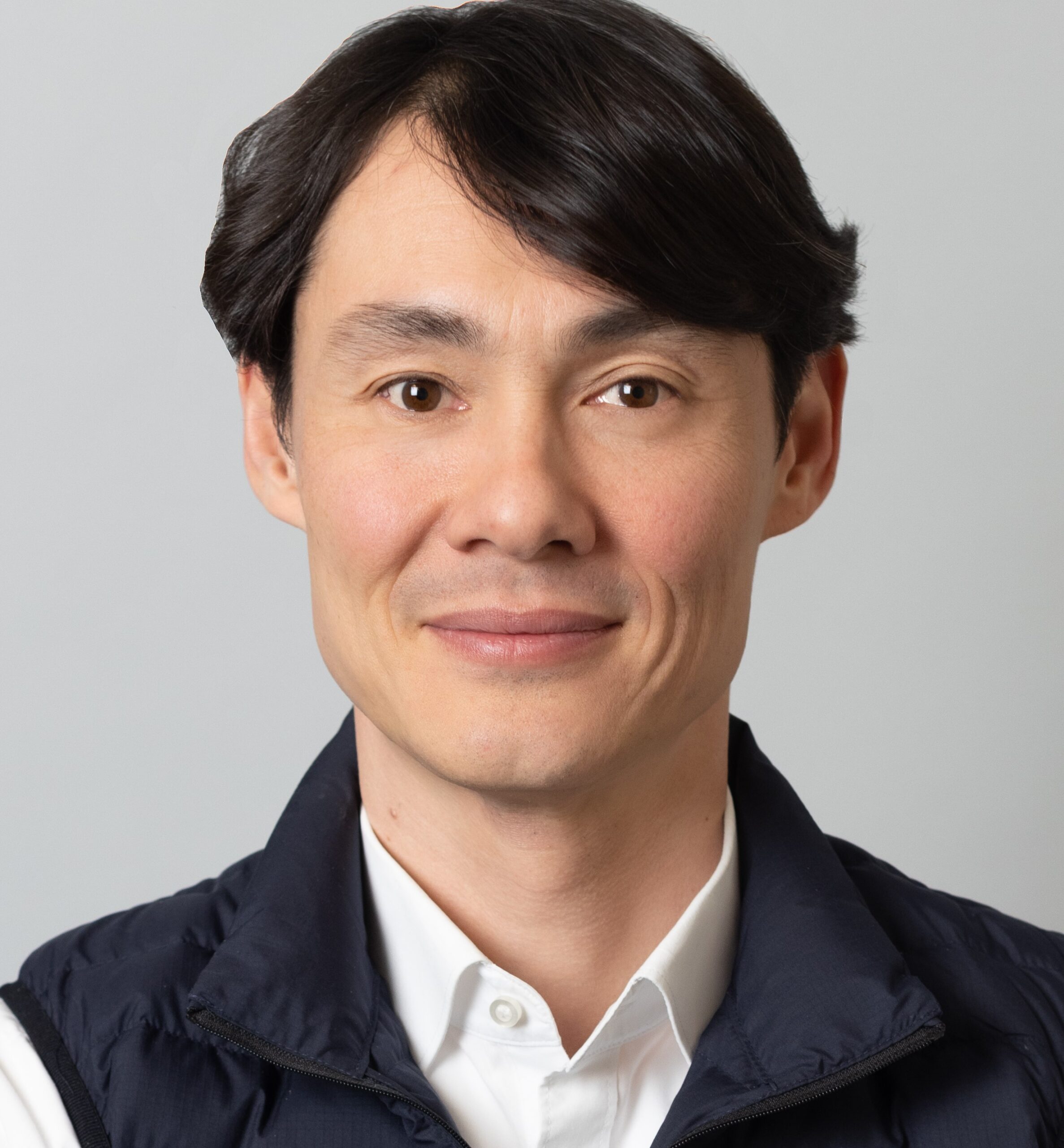 Dominik Wee headshot