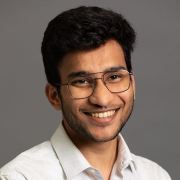 Divyanshu Saxena的肖像