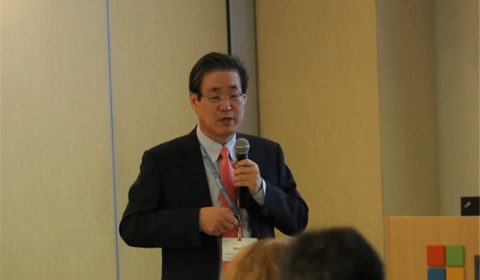 a man in a suit and tie