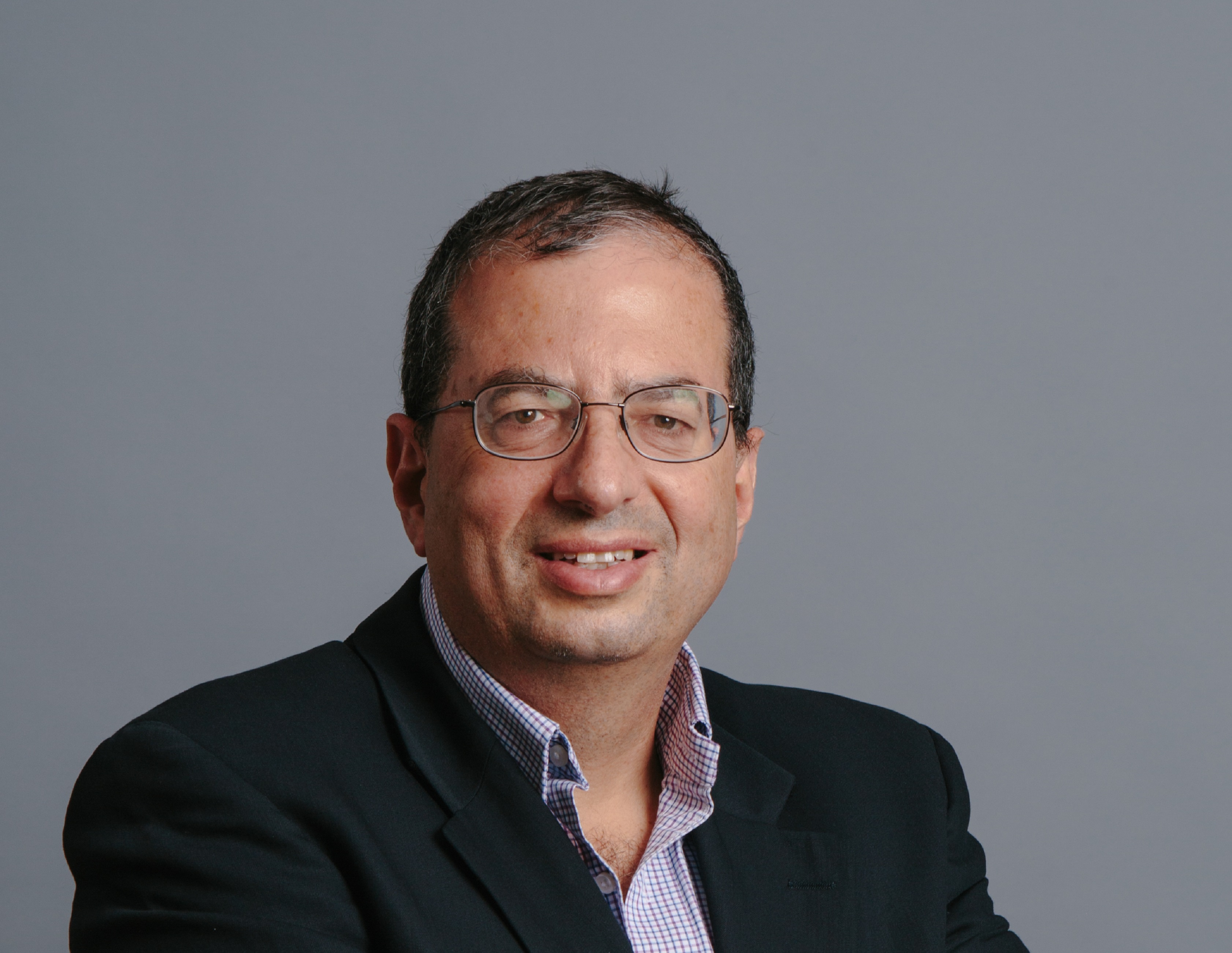 Portrait of Yuval Peres