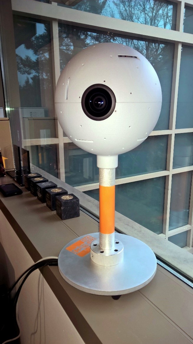 Audio and video device: 64-element spherical microphone array