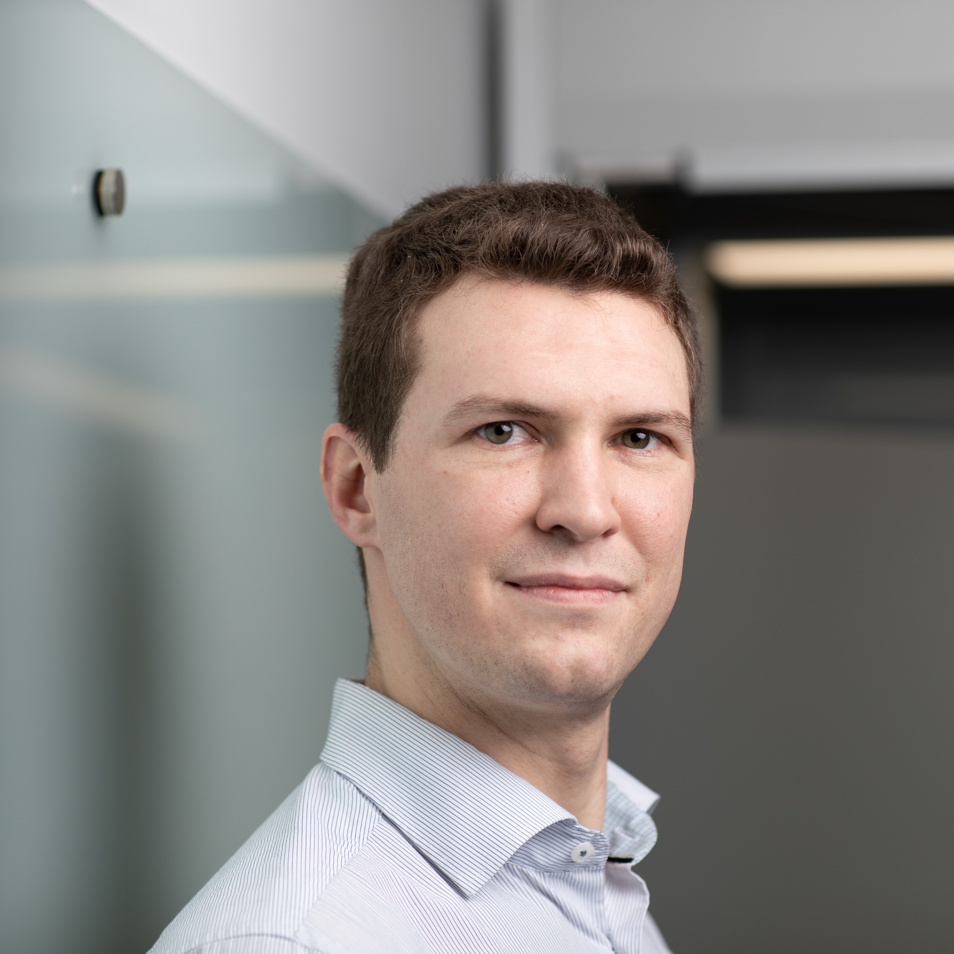 Andrew Paverdの肖像