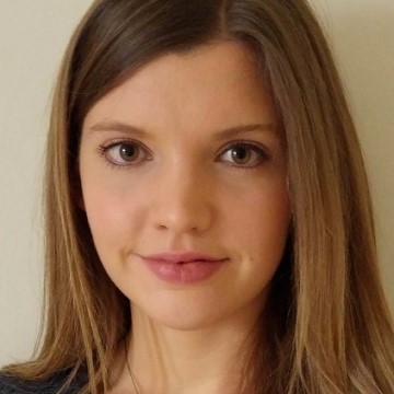 Portrait of Melissa Bristow