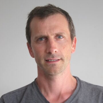 Portrait of Francis Bach