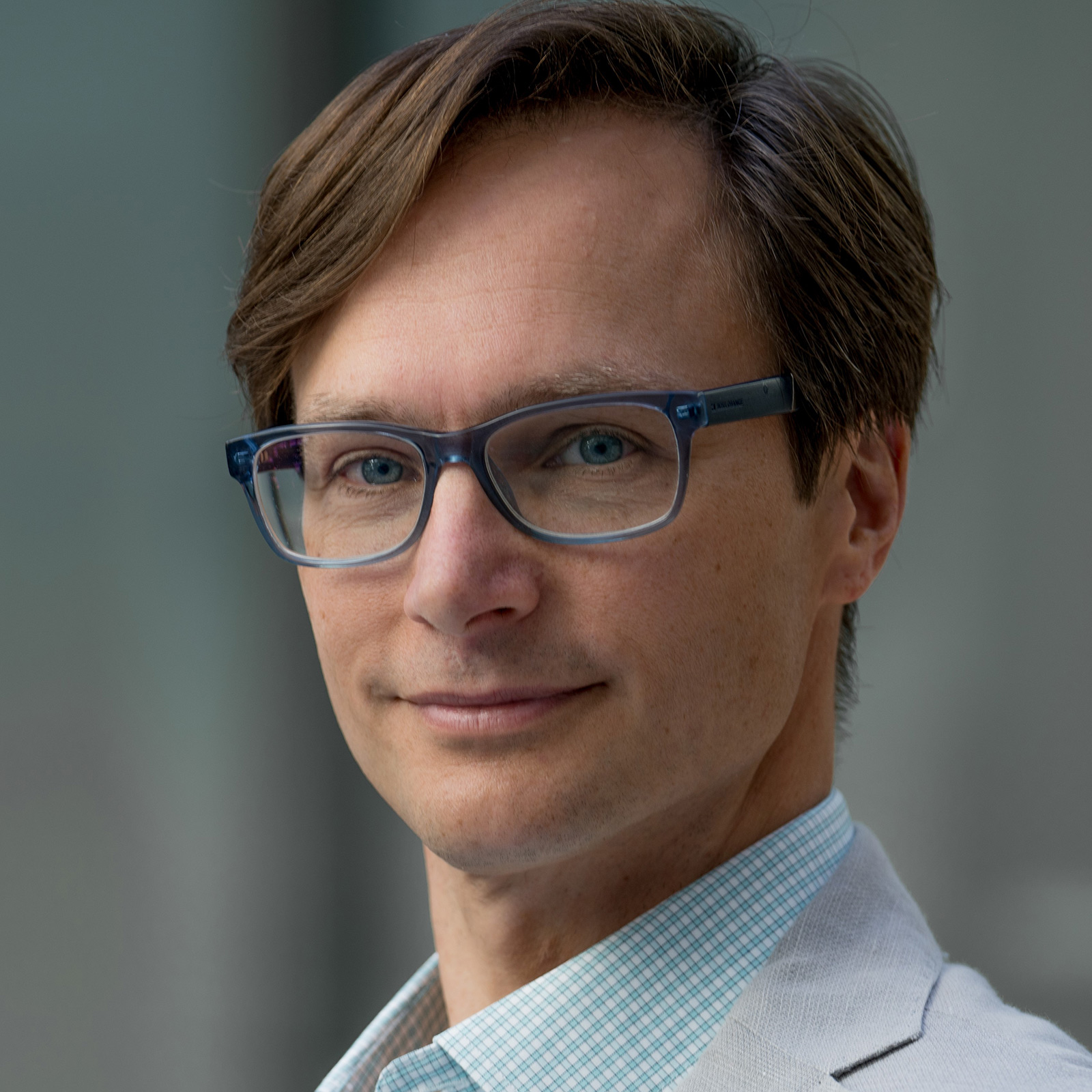 Portrait of Dean Carignan