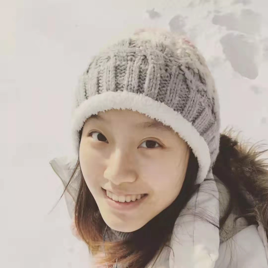 Luna K. Qiu的肖像