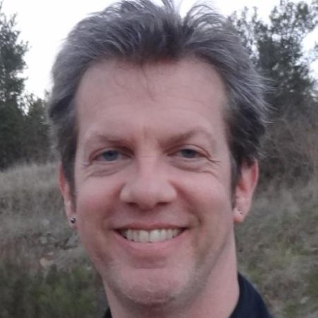 Simon Frost的肖像