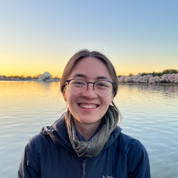 Portrait de Esther Plotnick