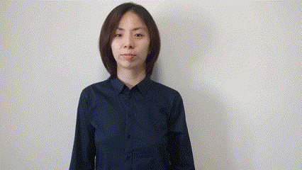 “大家好，我叫罗琳，我的手语名是...”的手语表达