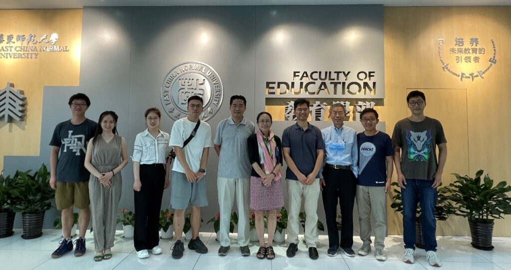 微软亚洲研究院 AI 语言学习项目团队访问华东师范大学（右四：郑蝉金，右二：夏炎）