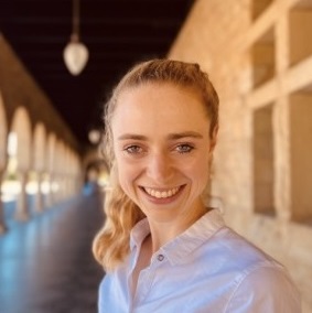 Rebecca Janssenの肖像