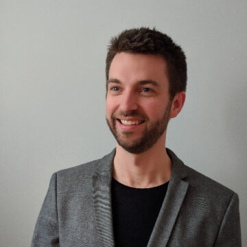 Portrait of Drew MacPhee