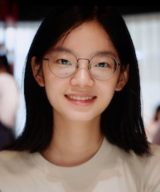 Portrait of Xinzhi Zhang