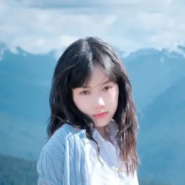 Portrait of Ke Yang