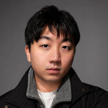 Portrait of Ruoteng Li