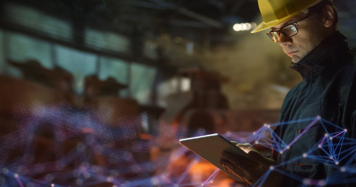 Image of a worker with a laptop.