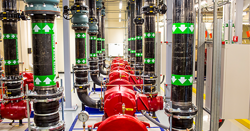 An image of a state-of-the-art facility uses eco-friendly solutions such as using reclaimed water to cool the data center.