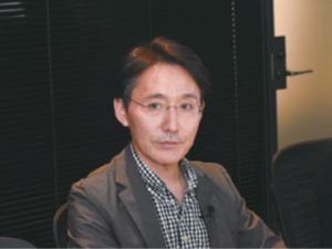 写真: 榊原 輝雄 氏