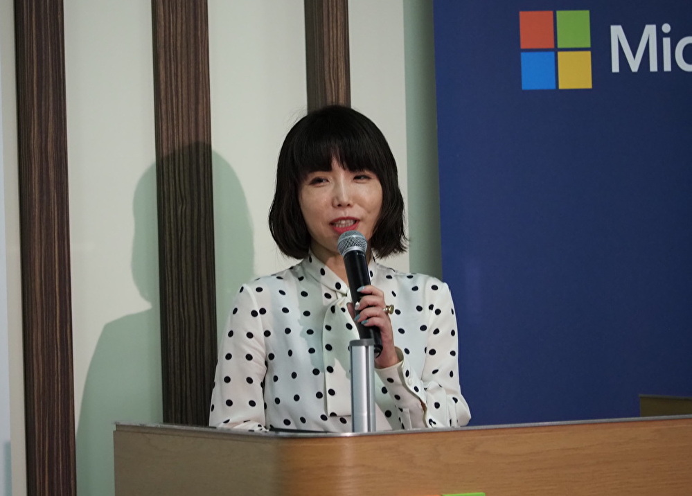 日本マイクロソフト株式会社 三上 智子 