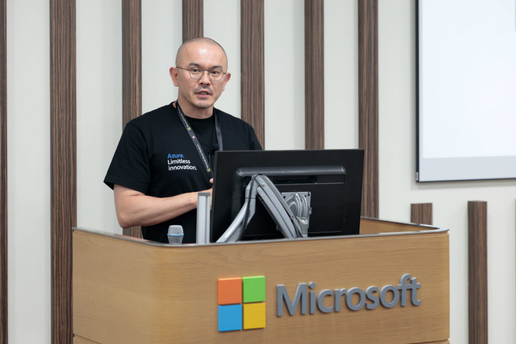 日本マイクロソフト株式会社 
Modern Work Specialist Team Unit 
川原 純一郎 