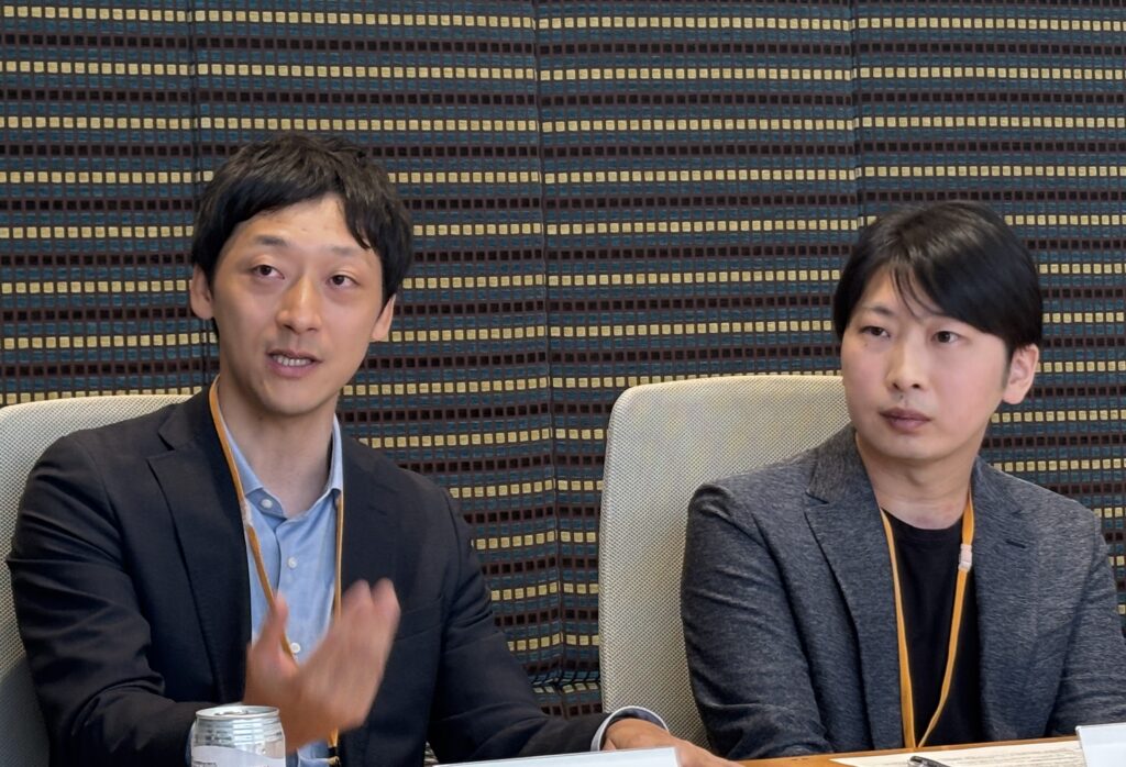 ​​（左）株式会社DUMSCO 取締役CTO 若林 尚文 様​ 
​​（右）株式会社ポーラメディカル 池島 俊季 様​ 