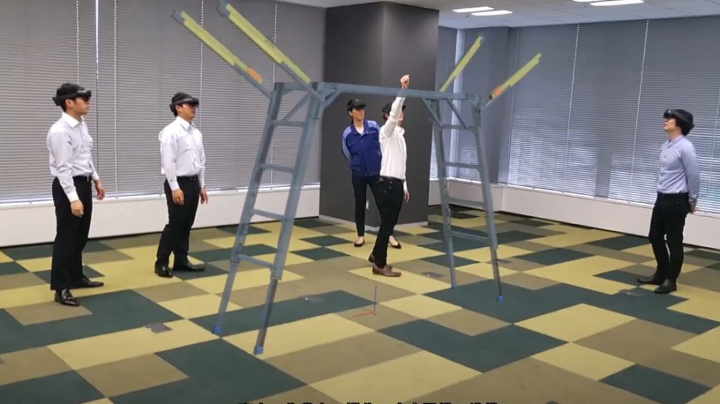 ファイブマン 仮想マシンを装着したポータブル作業台の組み立て確認