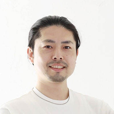 山本 学