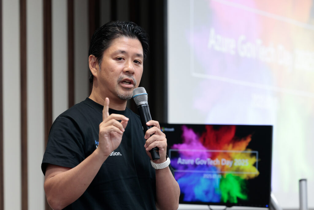 日本マイクロソフト株式会社
執行役員 常務 パブリックセクター事業本部長
佐藤 亮太